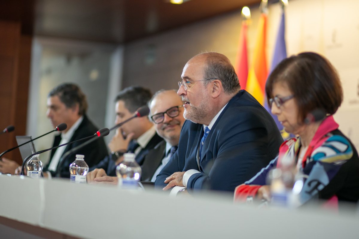 Guijarro inauguró el curso 'Accesibilidad Universal en el Entorno'.