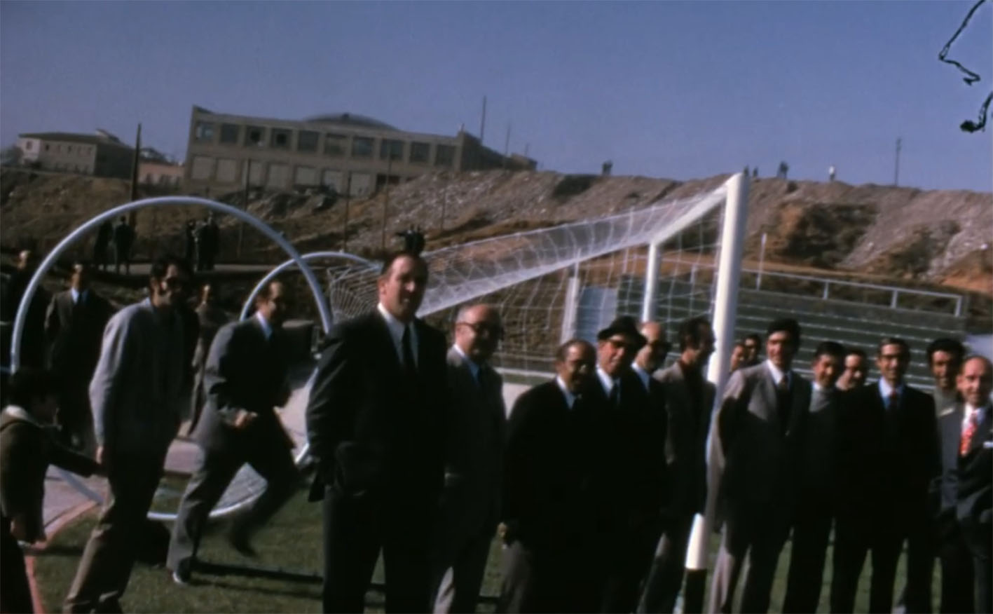 Fotograma del vídeo grabado en 1973, en la inauguración del estadio Salto del Caballo, en Toledo.