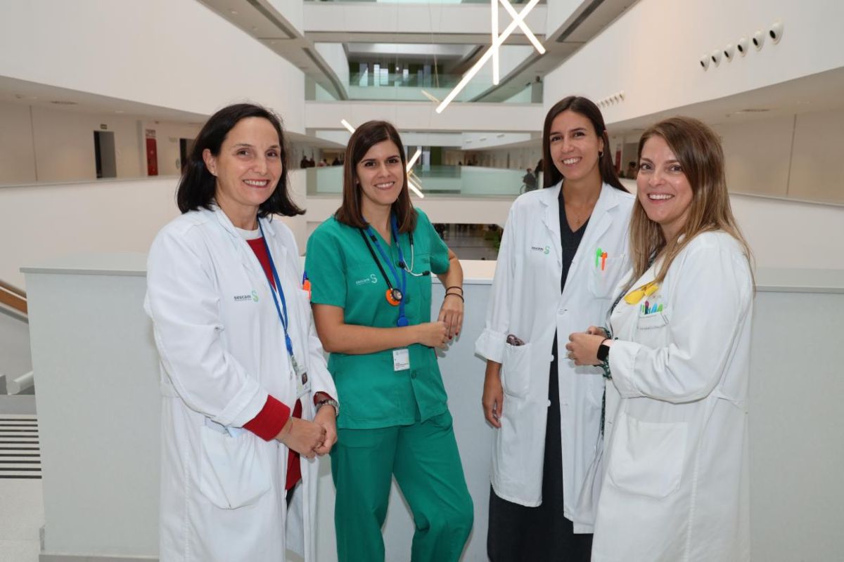 Doctoras Laura Fernández García, María García Bascones, Begoña Losada Pinedo y María Hernández López.