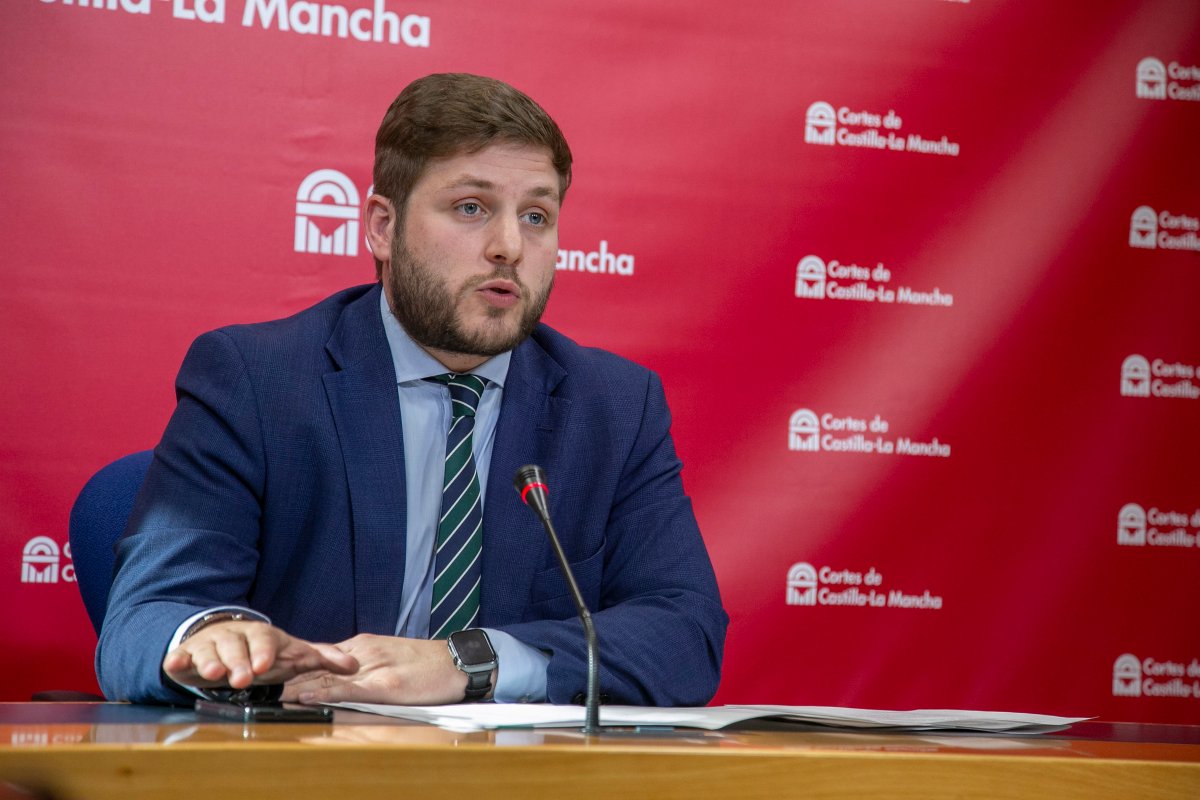 Nacho Hernando, durante su comparecencia ante la Comisión de Economía y Presupuestos de las Cortes de CLM.