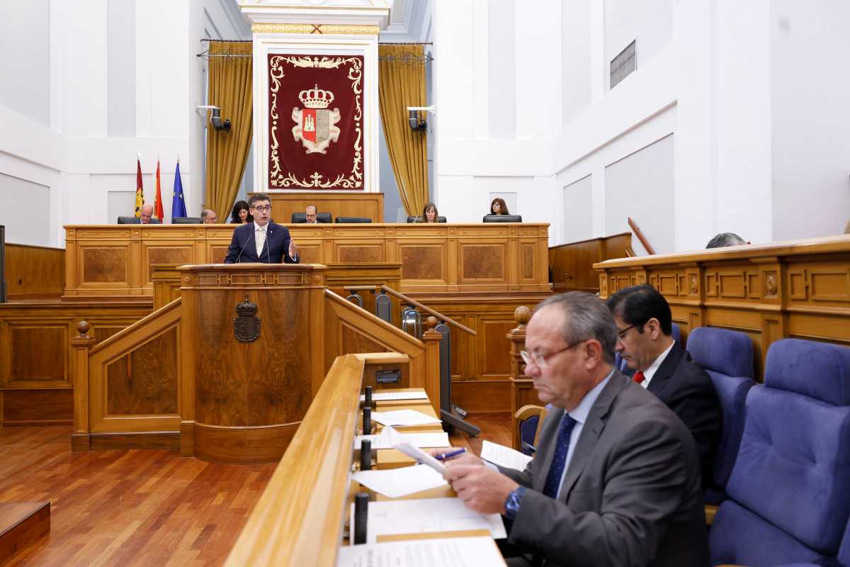 Pleno en las Cortes de Castilla-La Mancha.