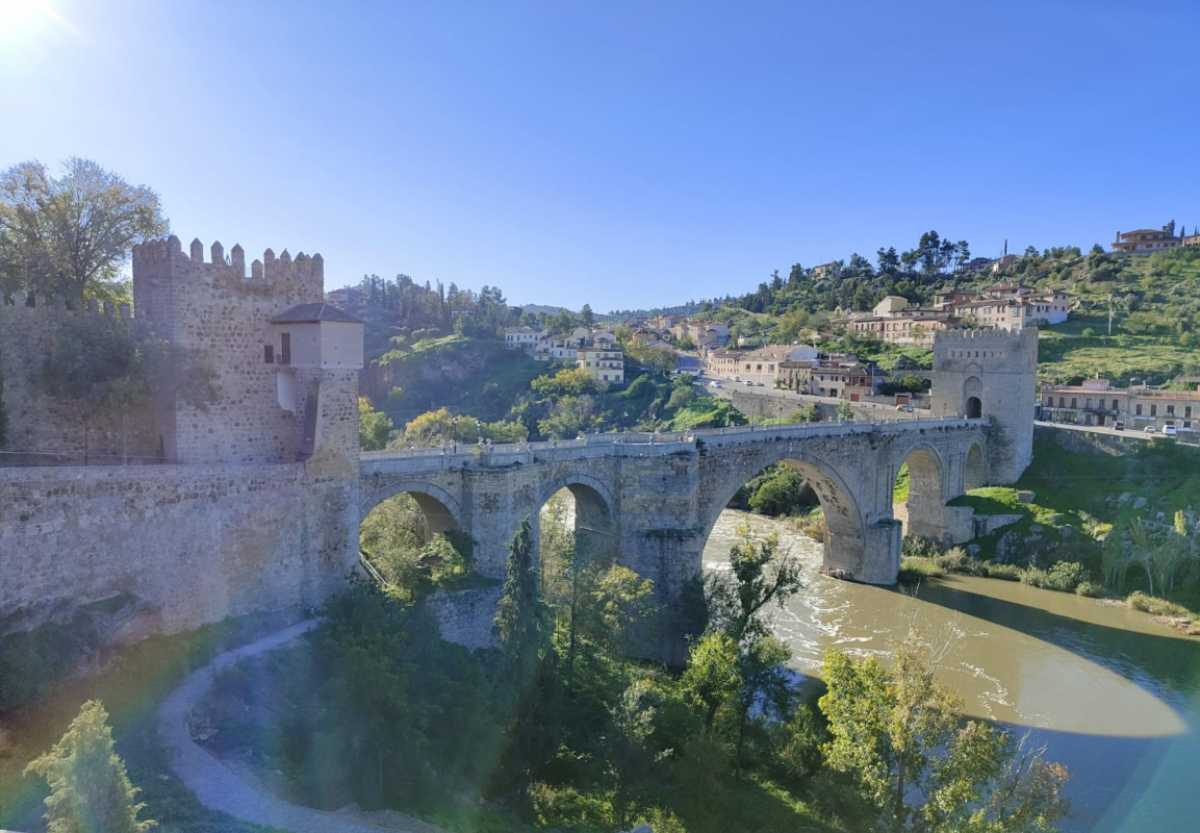 El Puente de San Martín, en Toledo, este martes 7 de noviembre.