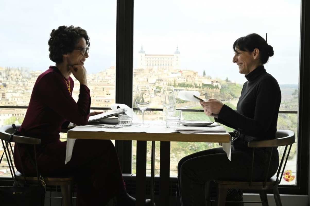 Una de las escenas de "Que nadie duerma", con Malena Alterio y Aitana Sánchez-Gijón en el Parador de Toledo.