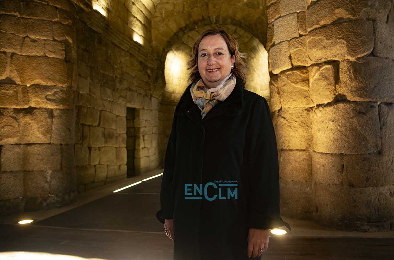 Conchi Cedillo, presidenta de la Diputación de Toledo, en Santa María de Melque.