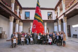 Navidad en compañía, ningún mayor solo, de nuevo la campaña organizada por el Gobierno regional.