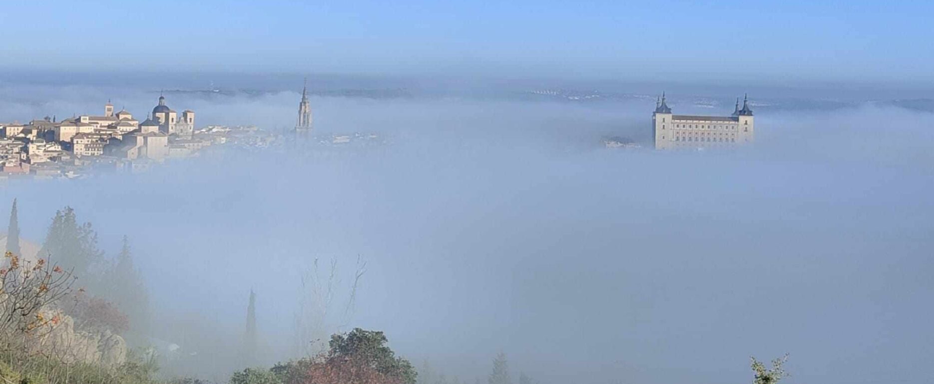 Niebla en el casco histórico de Toledo.