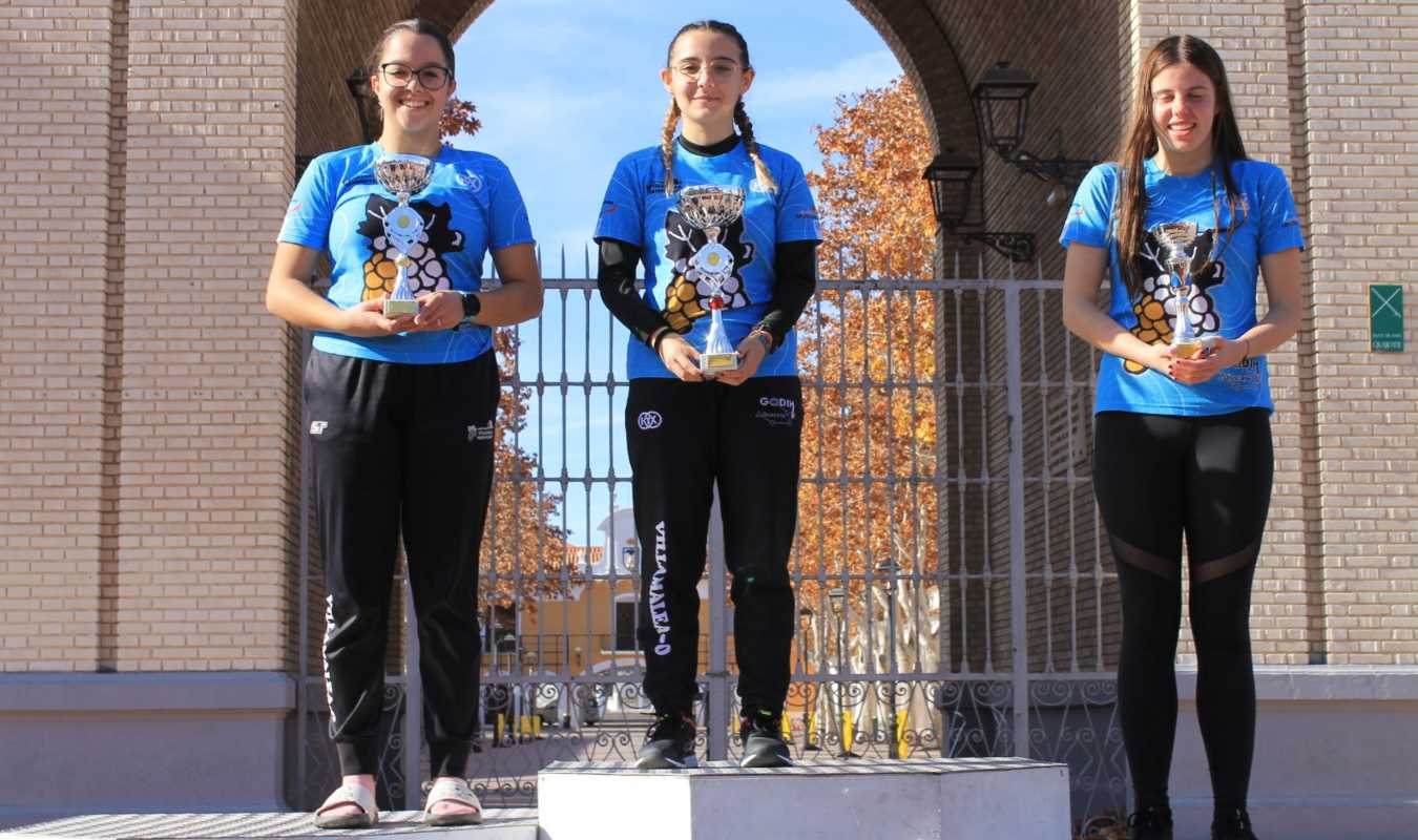 Podio de la primera prueba del campeonato escolar de orientación. Foto: IESO Río Cabriel.