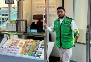 Aarón Amador Jiménez, el vendedor de la ONCE que ha repartido suerte en el casco de Toledo.