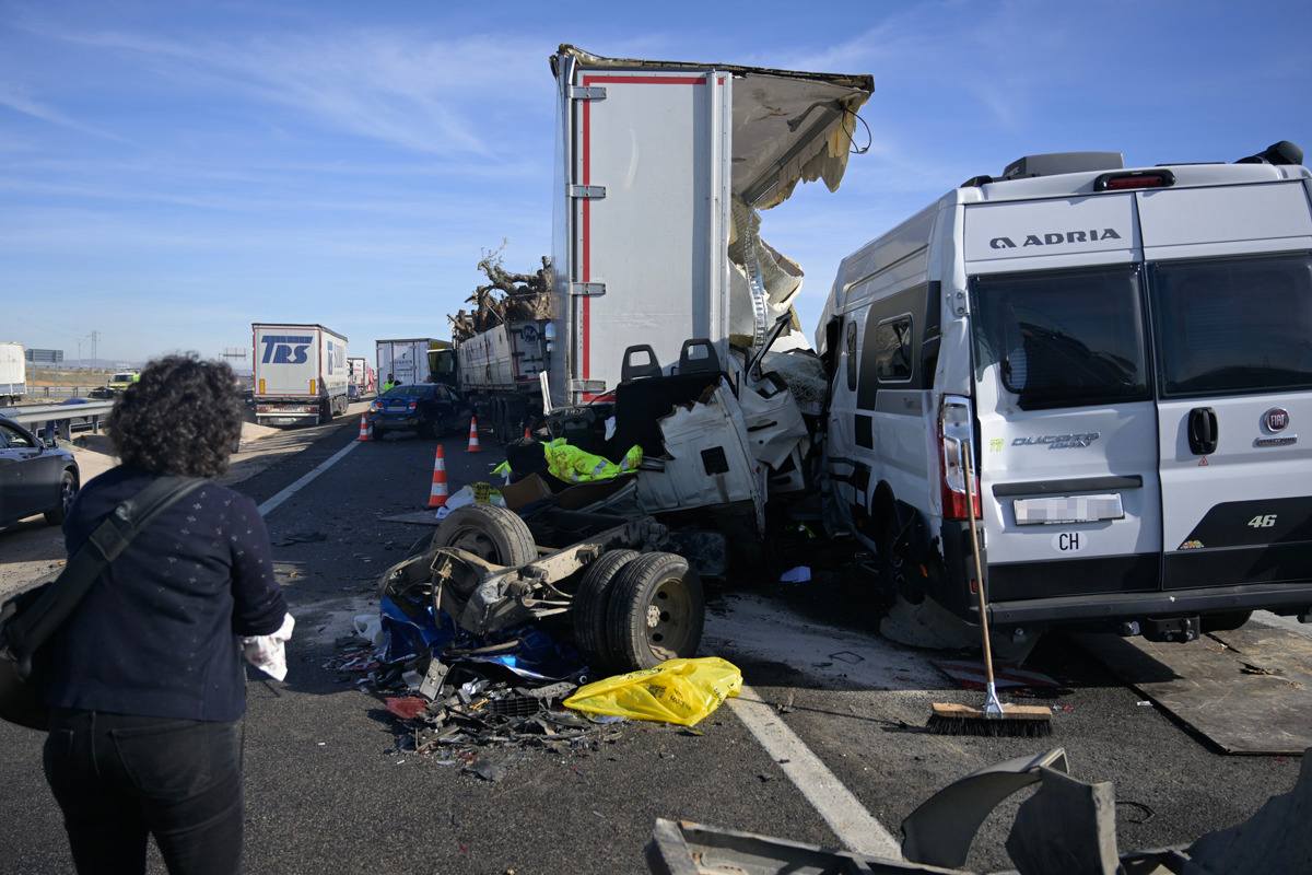 Imagen del accidente múltiple en la A-4. Foto: EFE.