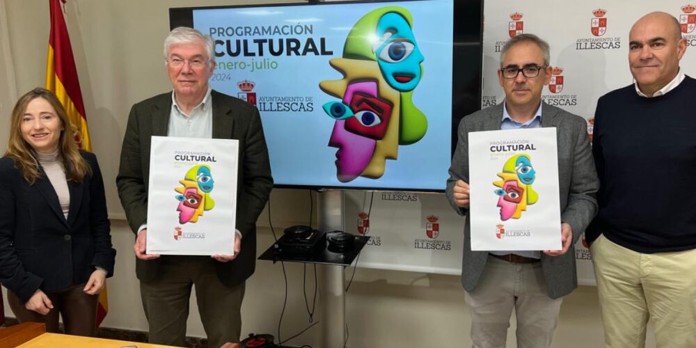José Manuel Tofiño (segundo por la izquierda) presentó la oferta cultural de Illescas en los primeros seis meses de 2024.