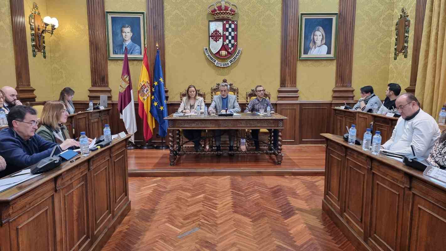 Pleno en el Ayuntamiento de Valdepeñas.