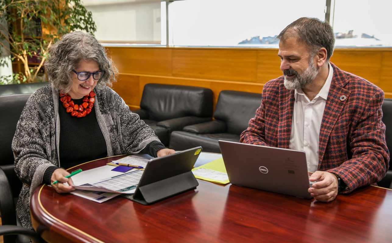 La consejera de Desarrollo Sostenible, Mercedes Gómez, en la videoconferencia con Teresa Ribera.