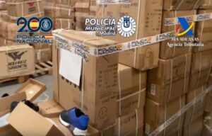 En la operación se han intervenido más de 95.000 pares de zapatillas