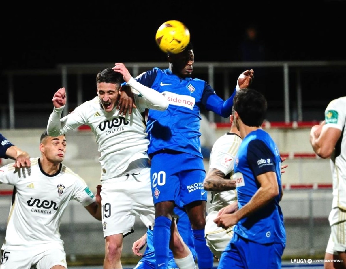 Encuentro entre el Amorebieta y el Albacete. Imagen LaLiga