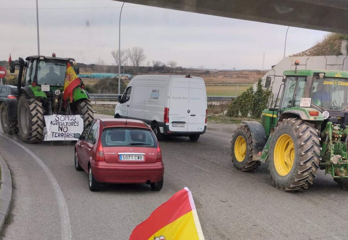Protesta de agricultores y ganaderos en el Polígono del Henares en Guadalajara