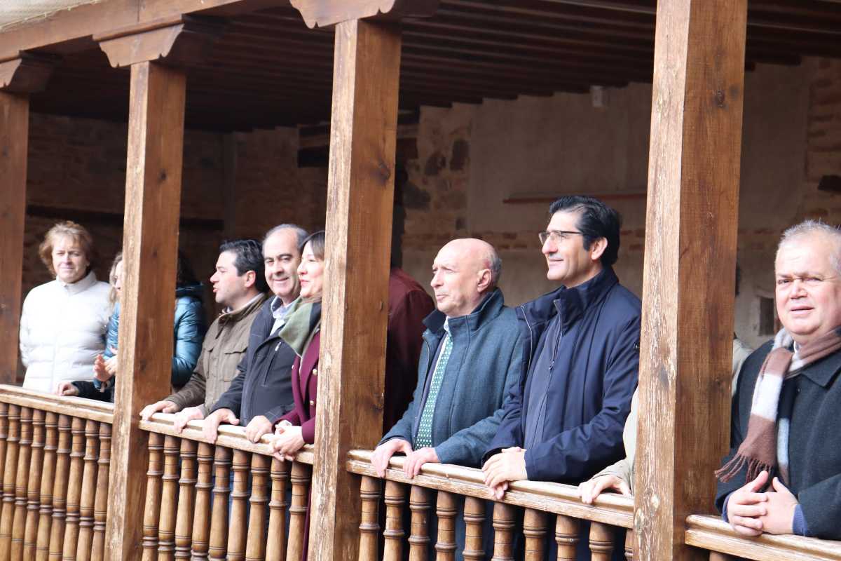 Visita al Palacio de Clavería de Aldea del Rey (Ciudad Real), que será Hospedería de Castilla-La Mancha.