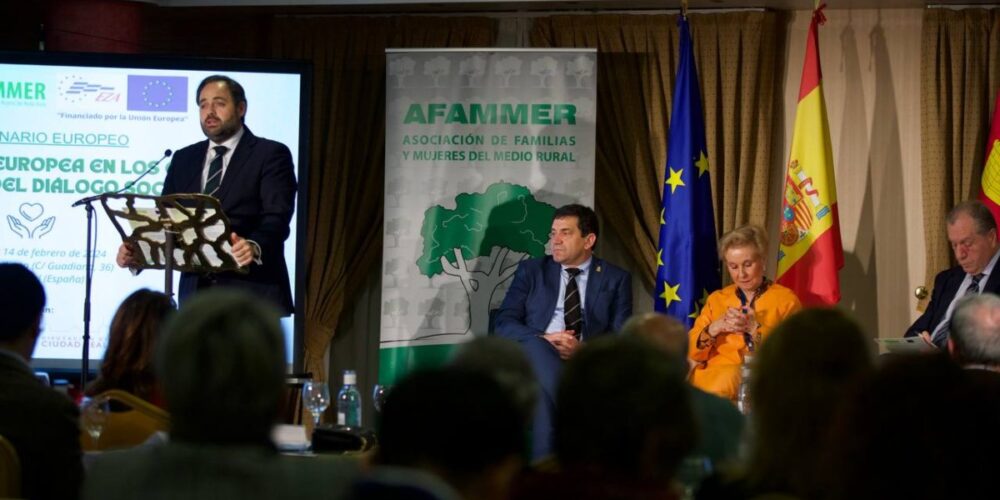 Paco Núñez habló en el Seminario Europeo EZA.