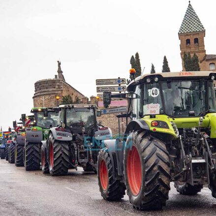 Imagen de la tractorada en el Paseo Merchán. Foto: Rebeca Arango.