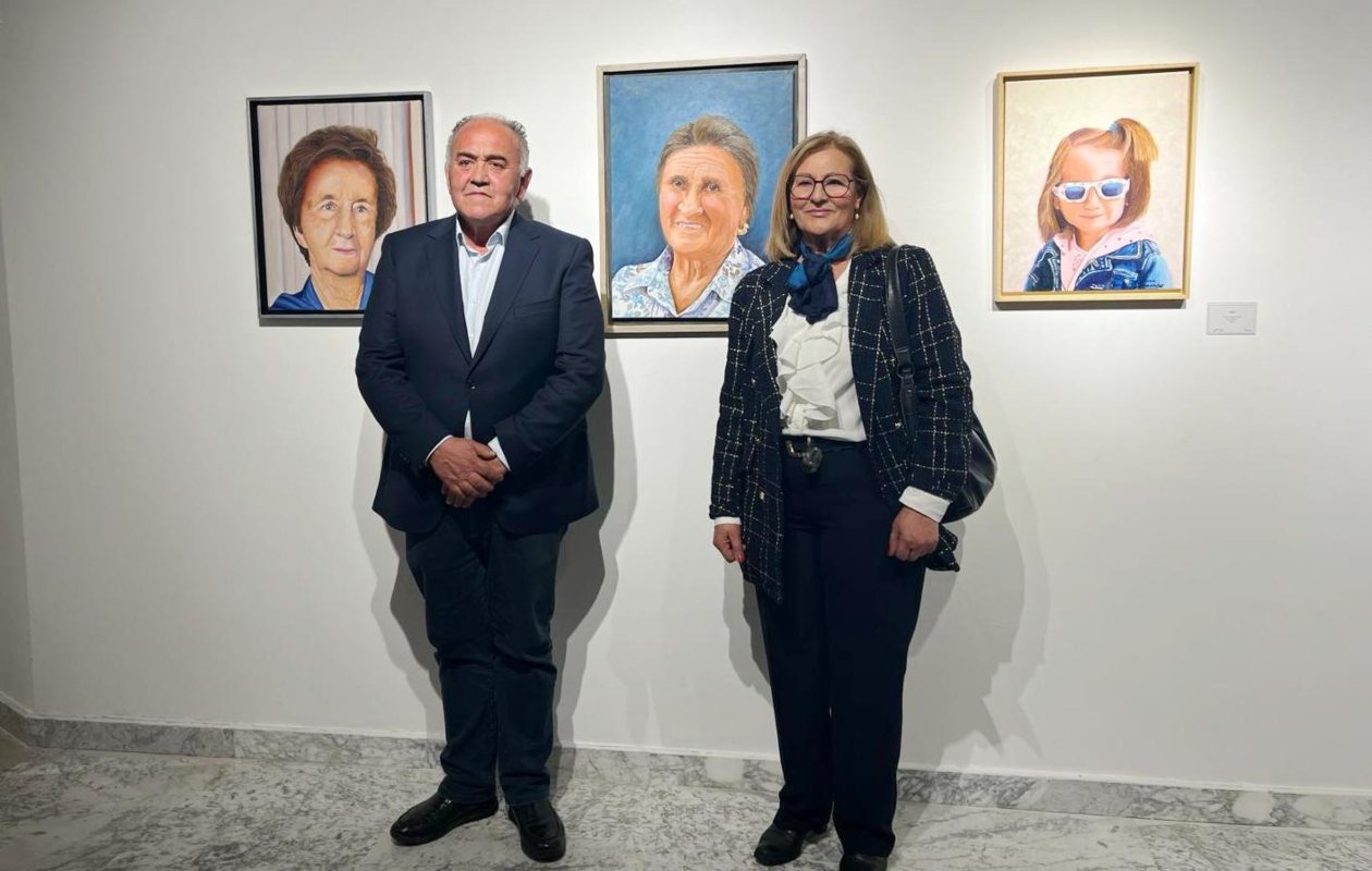 Rosa María Fernández, junto a Pedro Díaz.