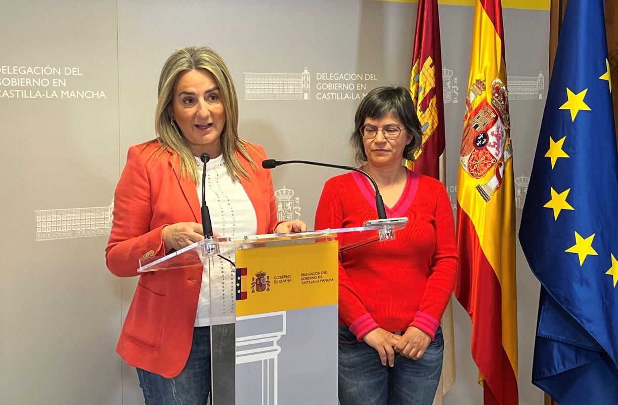 Milagros Tolón y Eroteida Sánchez, explicando cómo fue el invierno meteorológico en CLM..