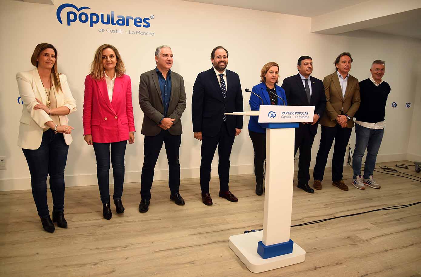 Elías Bendodo, Paco Núñez y dirigentes del PP de CLM.