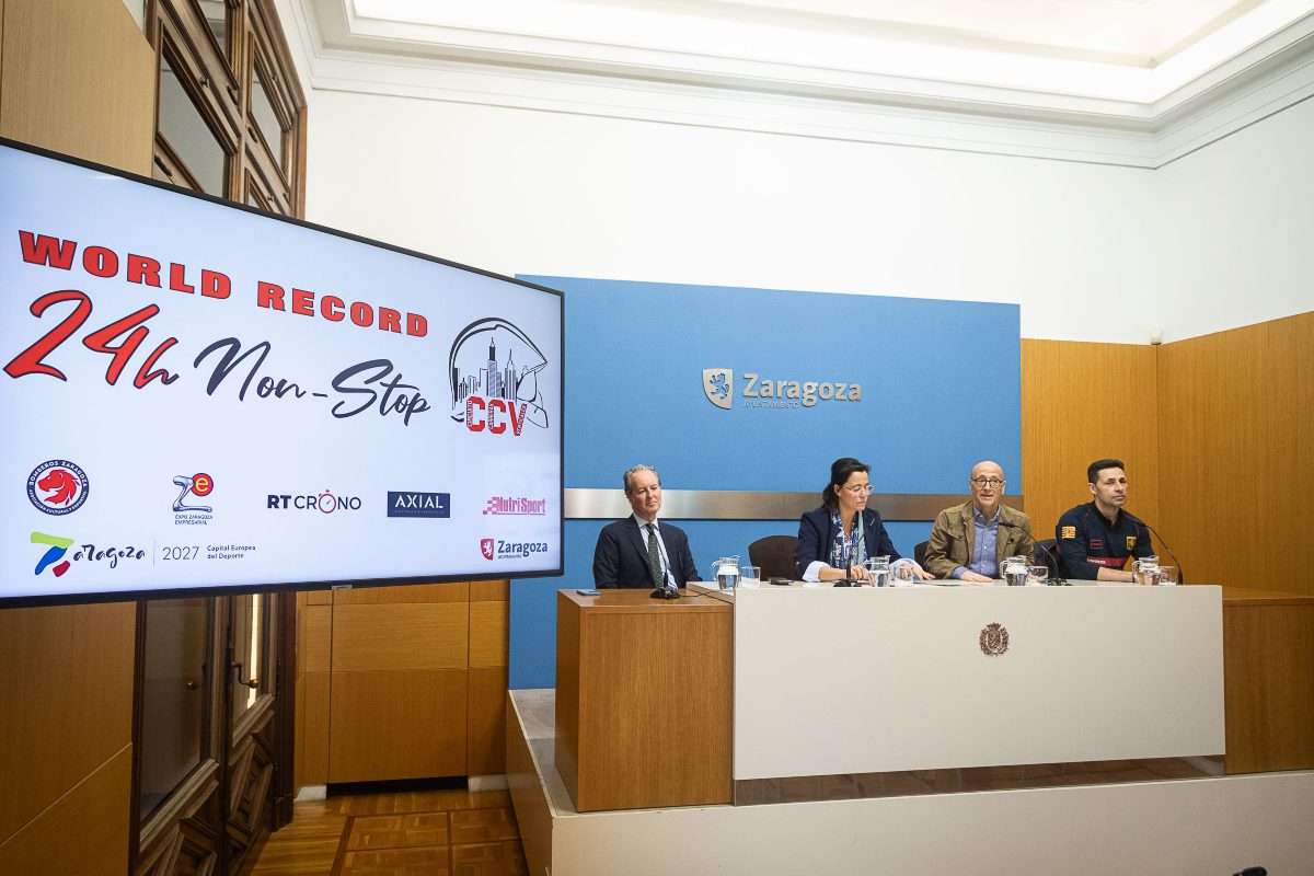 Presentación del intento de récord Guinness. Foto: Ayuntamiento de Zaragoza.