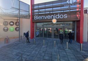 Centro comercial Carrefour en Alcázar de San Juan (Ciudad Real). Foto: Google Maps