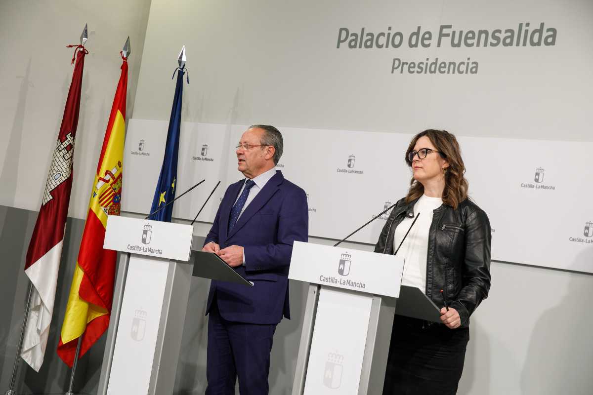 Juan Alfonso Ruiz Molina y Esther Padilla.