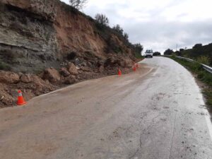 Carretera de Illana (Guadalajara). Desprendimiento y señalización.