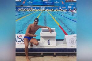 Álvaro Arroyo nadador talaverano