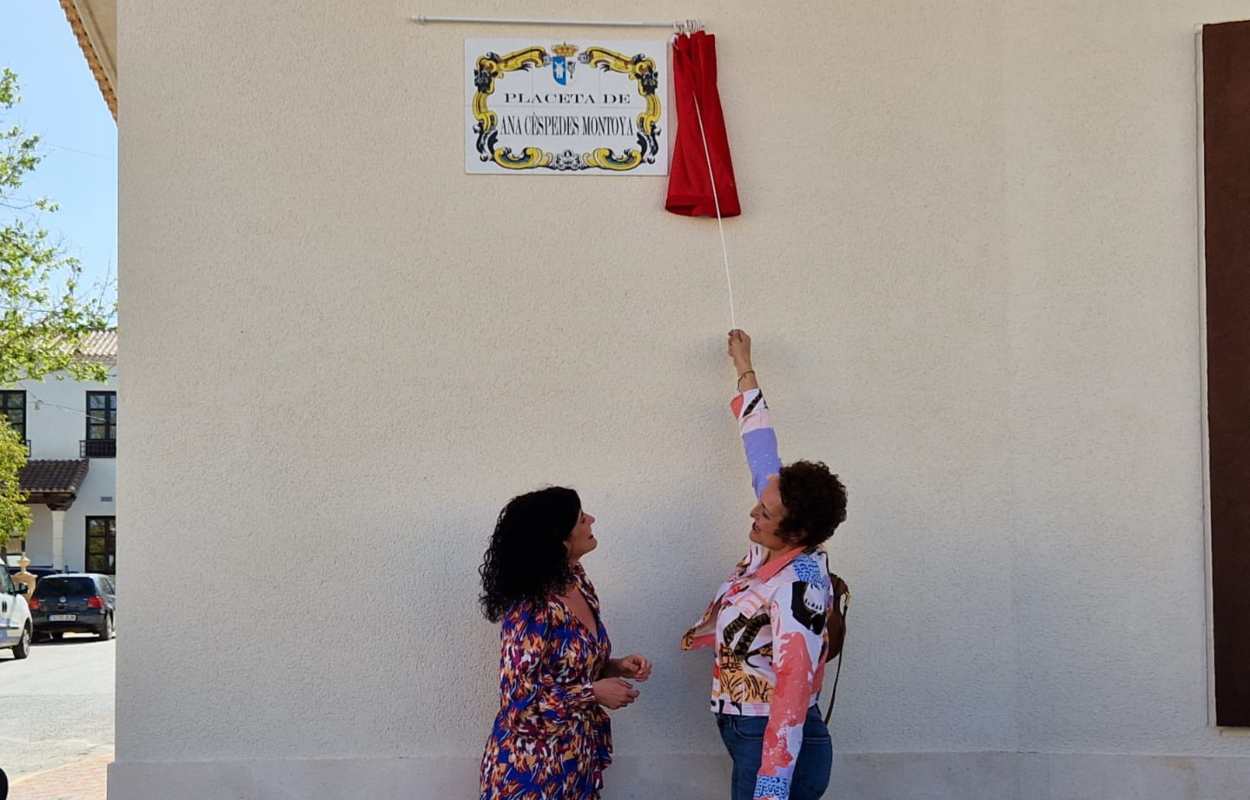 Inauguración de la Placeta de Ana Céspedes en Borox.