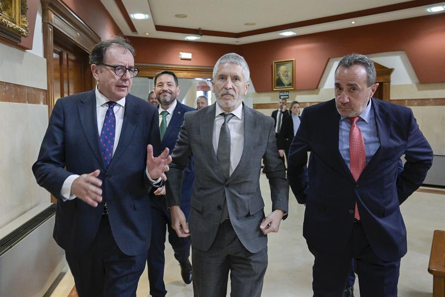 El ministro del Interior, Fernando Grande-Marlaska durante la reunión periódica de los responsables de los establecimientos penitenciarios que se celebra en Ciudad Real - Foto: EFE