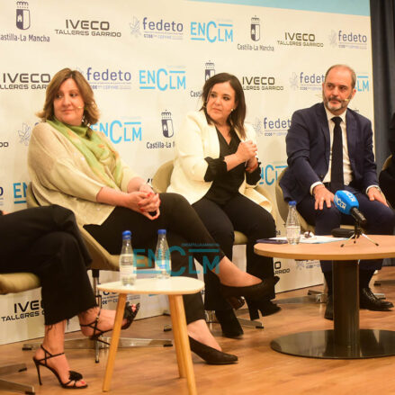 Mesa redonda "Modelos de negocio para el siglo XXI", en la III Jornada "Castilla-La Mancha, Tierra de Oportunidades".