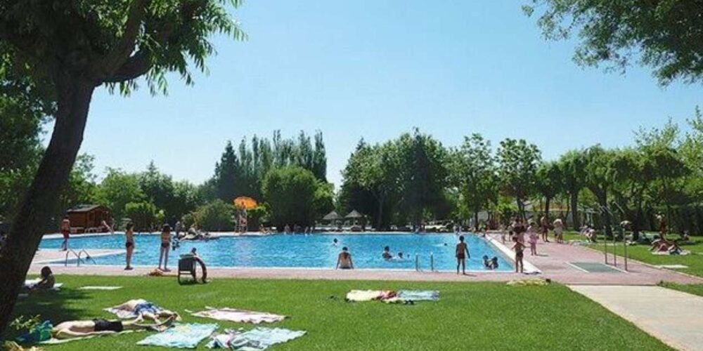 Piscina de la Alameda en Talavera. Foto: Ayuntamiento.