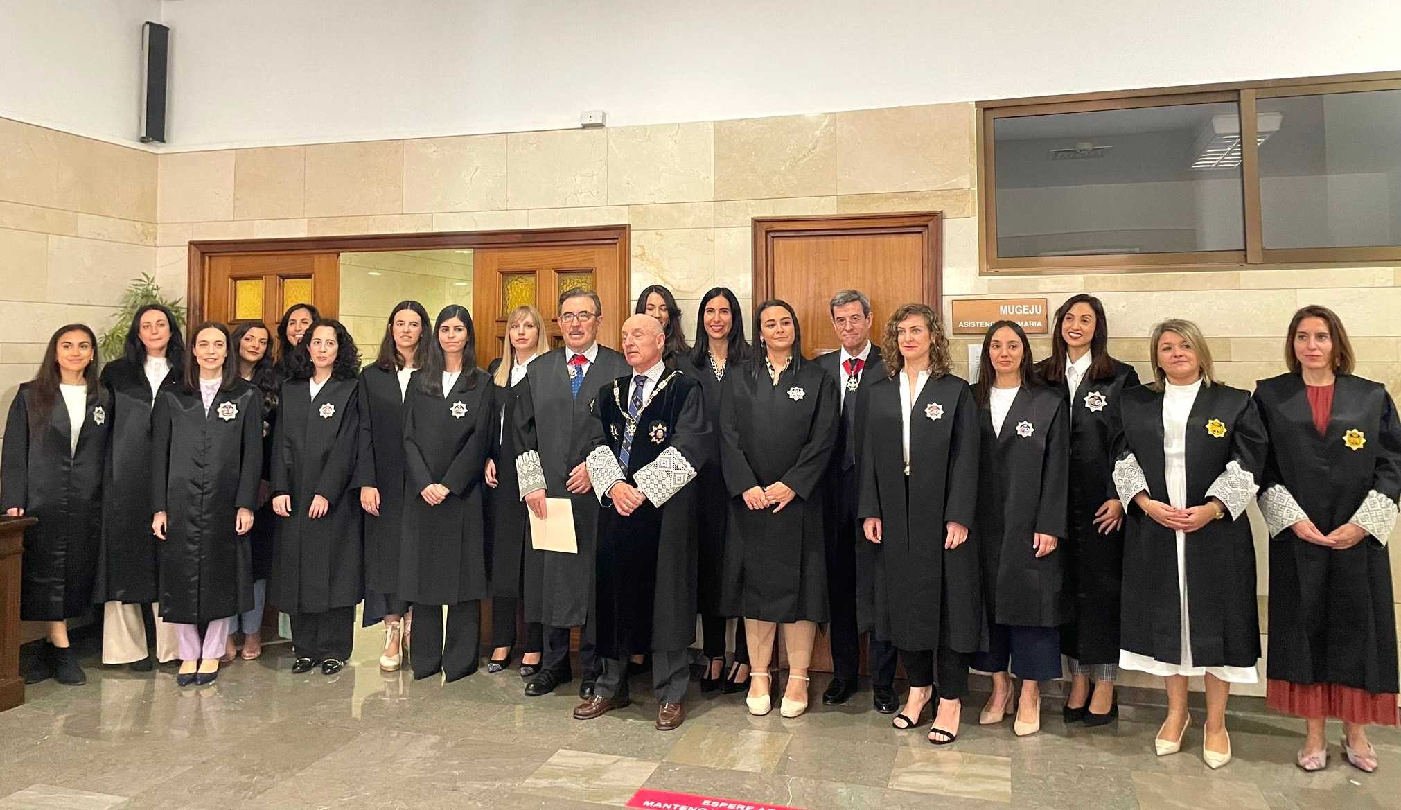 Acto de juramento en Albacete de 15 letradas de la Administración de Justicia
