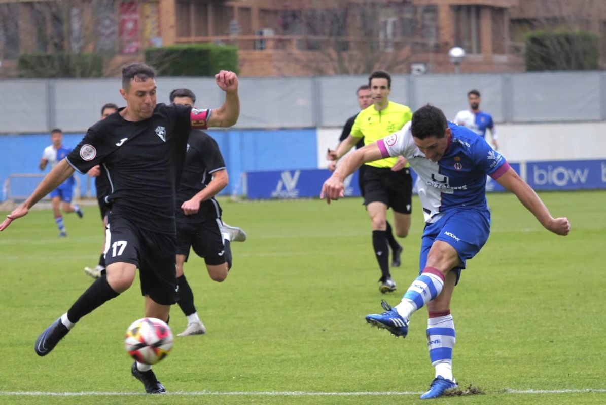 El Manchego cayó contra el Real Avilés en el partido decisivo. Foto: CD Manchego.