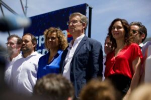 Imagen del acto del PP este domingo en la Puerta de Alcalá.