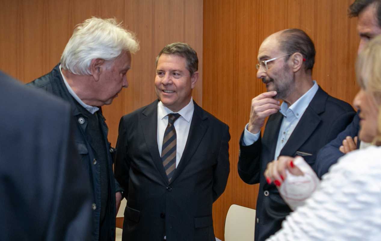 Felipe Gónzalez, Emiliano García-Page y Javier Lambán.