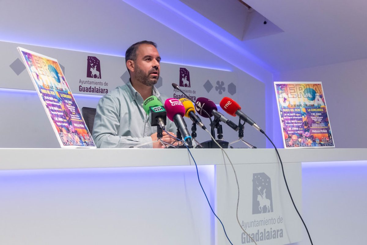 Santiago López Pomeda, presentación de la Feria Chica de Guadalajara