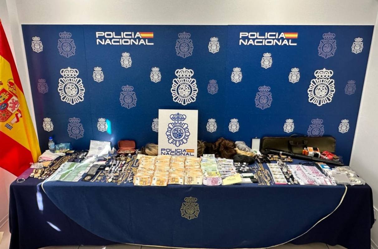 Efectos intervenidos al clan familiar de los San Segundo que robaban con el timo del tocomocho.