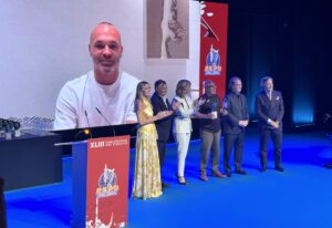 Andrés Iniesta por videoconferencia desde el golfo Pérsico