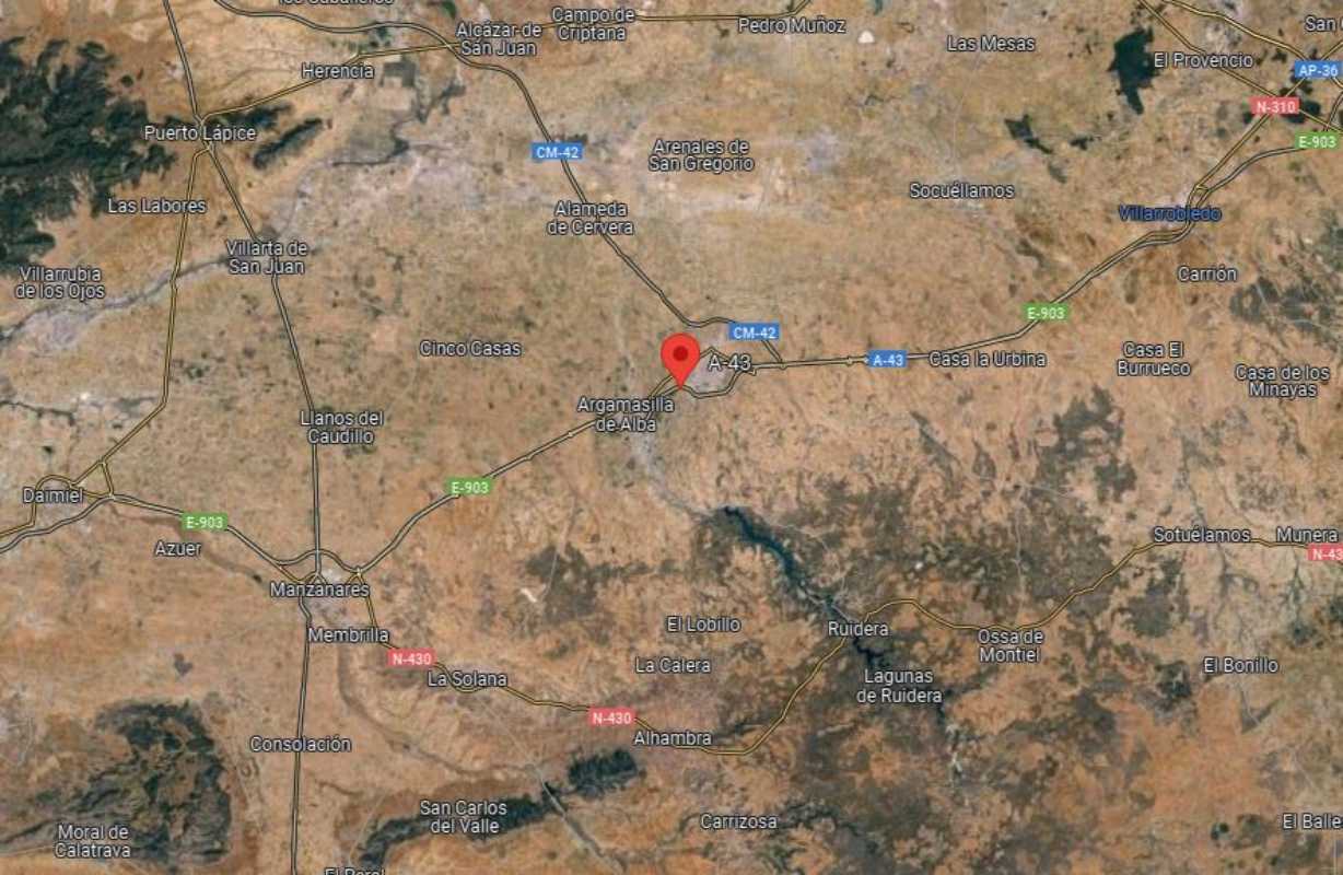 Accidente con nueve heridos en la A-43, en el término de Manzanares. Imagen: Google Maps.