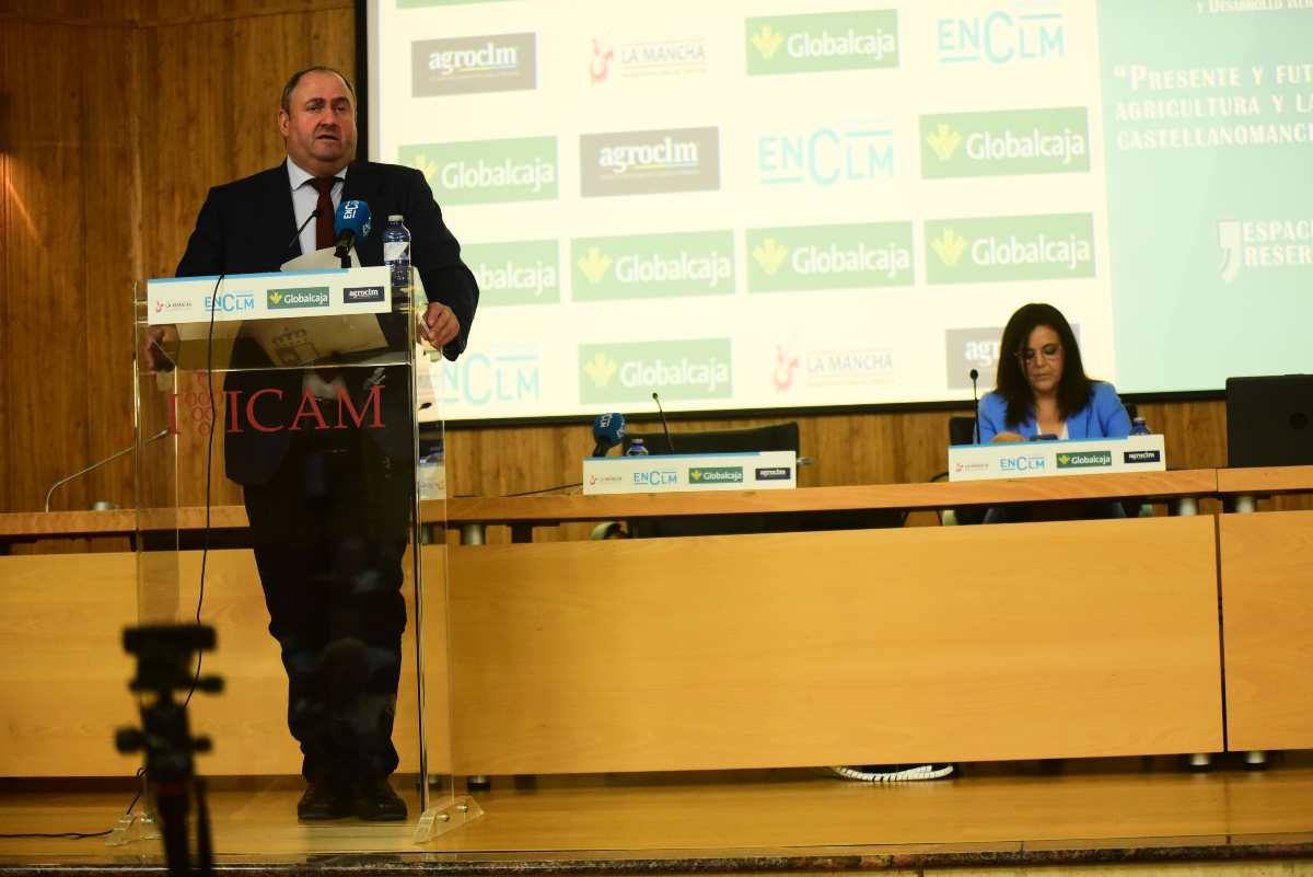 El consejero de Agricultura, Ganadería y Desarrollo Rural, Julián Martínez Lizán. Foto: Rebeca Arango.