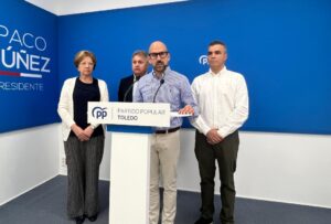 Rueda de prensa de los concejales del PP de Olías.