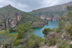 Embalse de Bolarque, cerca de la ermita de los Desamparados.