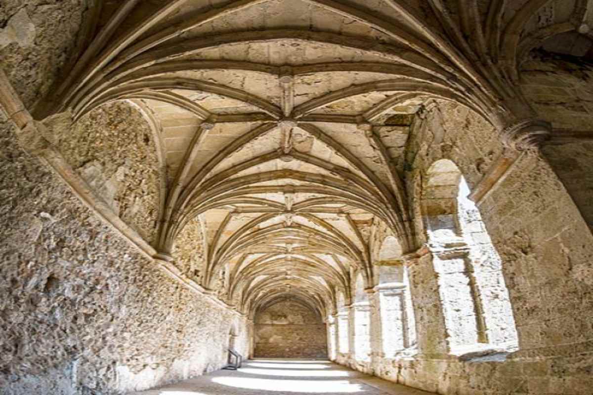 Claustro del Monasterio de Monsalud en Córcoles (Guadalajara)