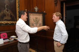 Los alcaldes de Toledo y Badajoz, Carlos Velázquez y Ignacio Gragera.