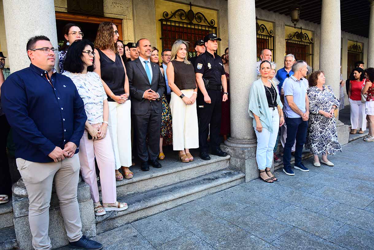 Minuto de silencio en Toledo contra los asesinatos machistas de los últimos días