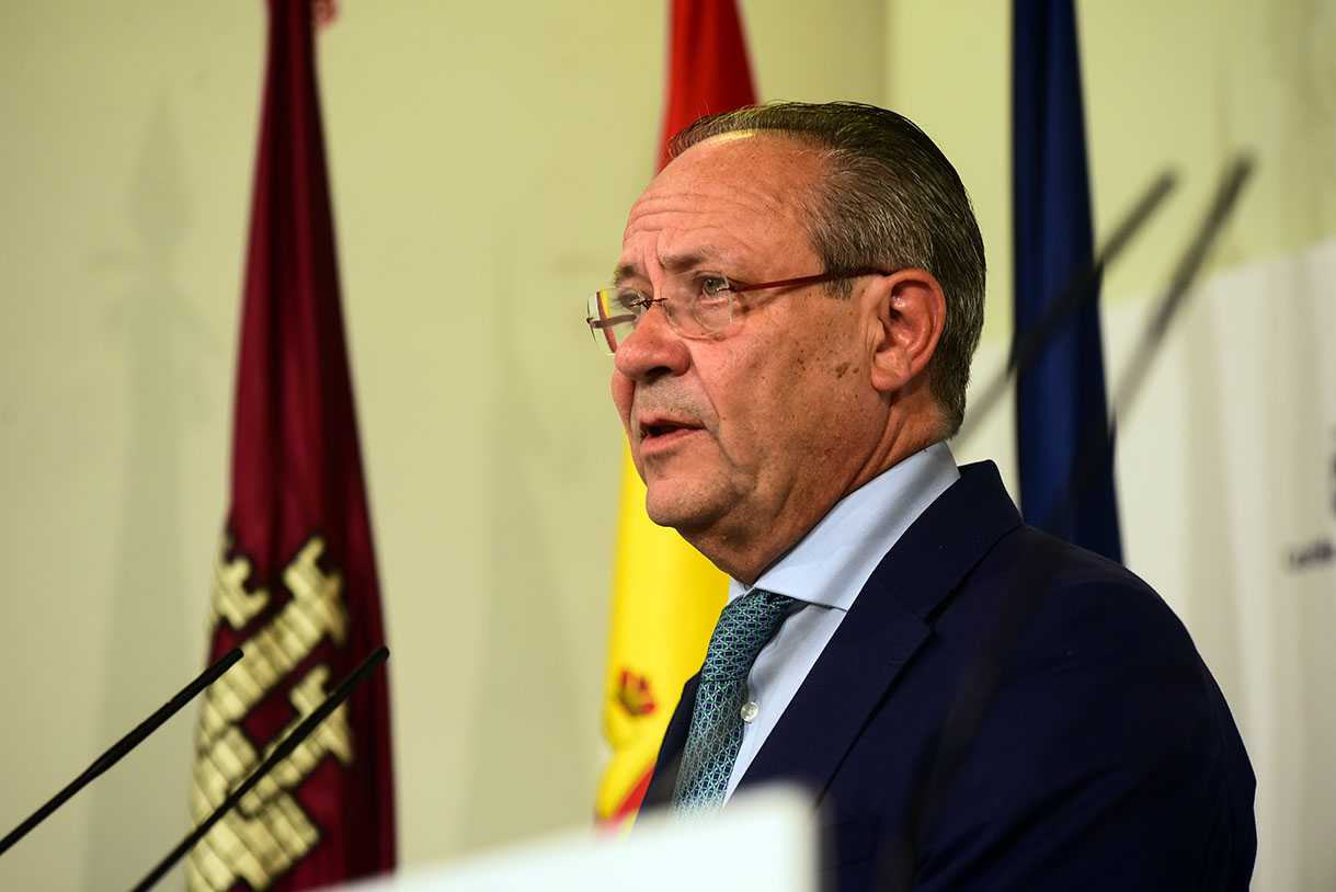 Juan Alfonso Ruiz Molina, consejero de Hacienda y Administraciones Públicas de CLM