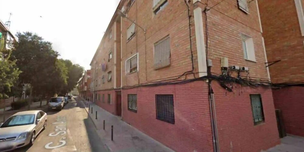 Bloque de viviendas donde ocurrió el suceso, ubicado en la calle San Antón de Ciudad Real